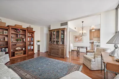 [Address not provided], Chicago, IL 60657 - Photo 7