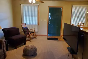 325 Clark St, Utica, IL 61373 - Photo 21