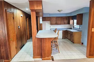 822 N Branch Ave, Quincy, IL 62301 - Photo 5