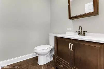 19 Augusta Street, Oak Park, IL 60302 - Photo 11