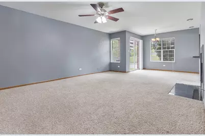 100 White Oak Court #1, Schaumburg, IL 60195 - Photo 7