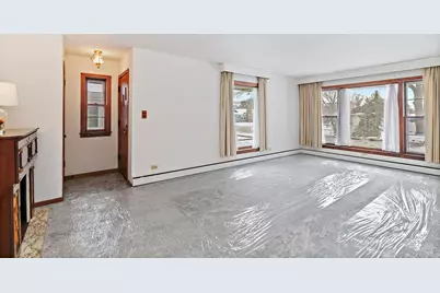 305 N Craig Place, Lombard, IL 60148 - Photo 3