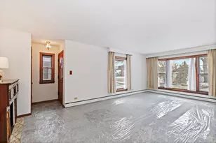 305 N Craig Pl, Lombard, IL 60148 - Photo 3