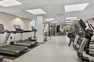 910 S Michigan Ave, Chicago, IL 60605 - Photo 17