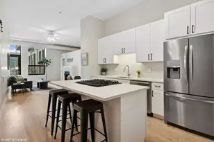 910 S Michigan Ave, Chicago, IL 60605 - Photo 7