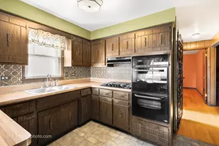 679 Manistee Ave, Calumet City, IL 60409 - Photo 9