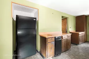 679 Manistee Ave, Calumet City, IL 60409 - Photo 11