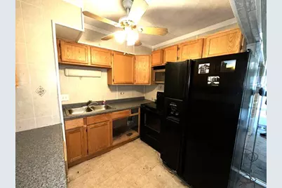 17005 Albany Avenue #102, Hazel Crest, IL 60429 - Photo 7