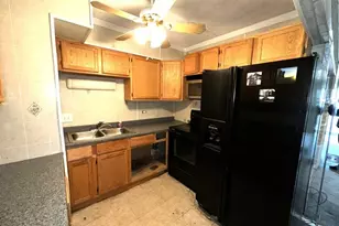 17005 Albany Ave, Hazel Crest, IL 60429 - Photo 7