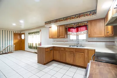 17246 Bernadine Street, Lansing, IL 60438 - Photo 17