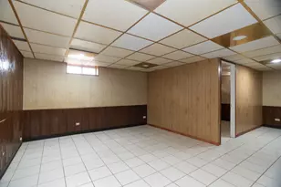 17246 Bernadine St, Lansing, IL 60438 - Photo 25