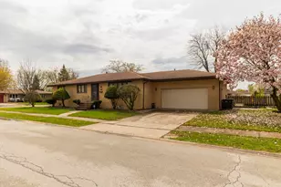 17246 Bernadine St, Lansing, IL 60438 - Photo 31