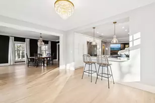 27625 W Kazimour Dr, Lake Barrington, IL 60010 - Photo 11