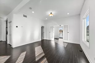 401 S 18th Ave, Maywood, IL 60153 - Photo 17