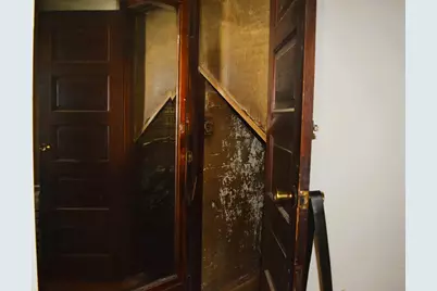 4252 W Gladys Avenue, Chicago, IL 60624 - Photo 25