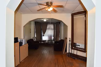 4252 W Gladys Avenue, Chicago, IL 60624 - Photo 5