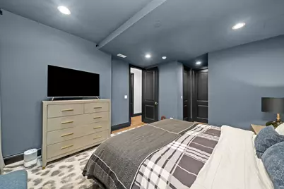 1532 W Ohio Street #1, Chicago, IL 60642 - Photo 33