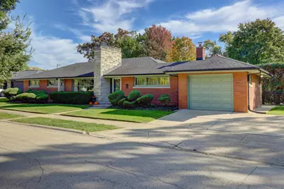 1401 Park Ridge Boulevard, Park Ridge, IL 60068 - Photo 1