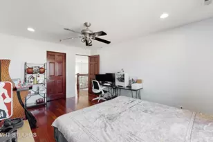 6909 Beckwith Rd, Morton Grove, IL 60053 - Photo 21