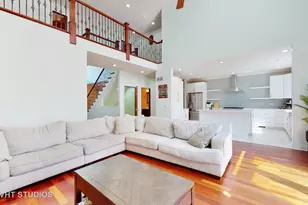 6909 Beckwith Rd, Morton Grove, IL 60053 - Photo 7