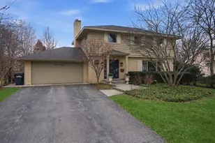 320 W Russell St, Barrington, IL 60010 - Photo 1