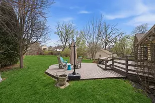 320 W Russell St, Barrington, IL 60010 - Photo 3