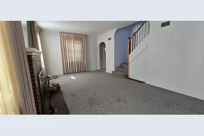 8341 N Osceola Avenue, Niles, IL 60714 - Photo 3