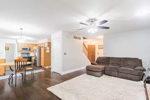 3 Harvest Ct, Bloomington, IL 61704 - Photo 9