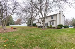 3 Harvest Ct, Bloomington, IL 61704 - Photo 25