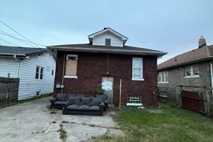 328 156th Pl, Calumet City, IL 60409 - Photo 17