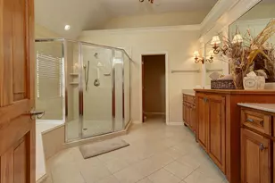 26025 Whispering Woods Cir, Plainfield, IL 60585 - Photo 21