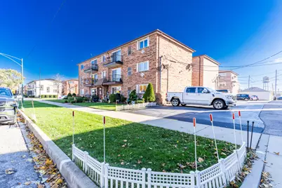 6401 W 64th Place #2W, Chicago, IL 60638 - Photo 3