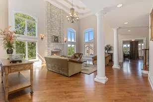 26 E Peter Ln, Hawthorn Woods, IL 60047 - Photo 27