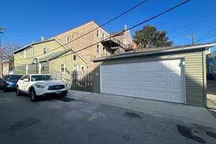 1017 W 19th St, Chicago, IL 60608 - Photo 29