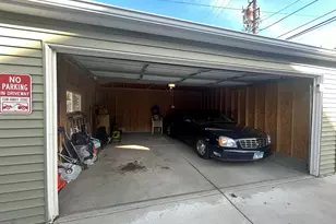 1017 W 19th St, Chicago, IL 60608 - Photo 27