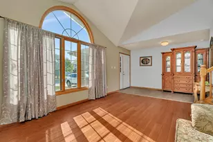 605 High Grove Dr, Minooka, IL 60447 - Photo 7