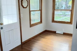 112 Hazel Ct, Island Lake, IL 60042 - Photo 9