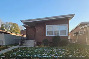 2151 E 90th St, Chicago, IL 60617 - Photo 1