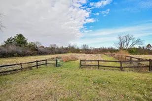 42W420 Campton Hills Rd, Elburn, IL 60119 - Photo 47