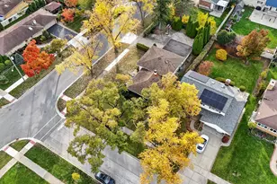 356 W Millers Rd, Des Plaines, IL 60016 - Photo 23