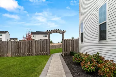 665 Braemore Lane, Yorkville, IL 60560 - Photo 33