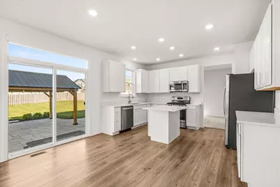 665 Braemore Lane, Yorkville, IL 60560 - Photo 13