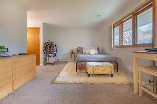 11015 S 84th Ave, Palos Hills, IL 60465 - Photo 17