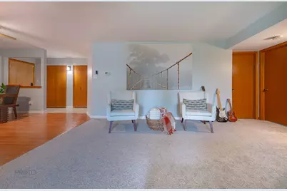 11015 S 84th Avenue #3C, Palos Hills, IL 60465 - Photo 5