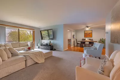 11015 S 84th Avenue #3C, Palos Hills, IL 60465 - Photo 3