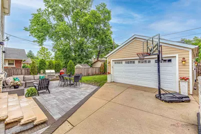 1341 Brophy Ave, Park Ridge, IL 60068 - Photo 39
