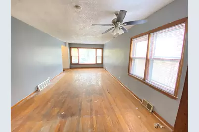 14210 S Wabash Avenue, Riverdale, IL 60827 - Photo 3