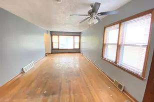 14210 S Wabash Ave, Riverdale, IL 60827 - Photo 3