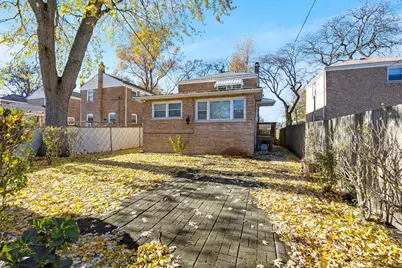 14237 S Greenbay Avenue, Burnham, IL 60633 - Photo 23