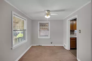 14237 S Green Bay Ave, Burnham, IL 60633 - Photo 7